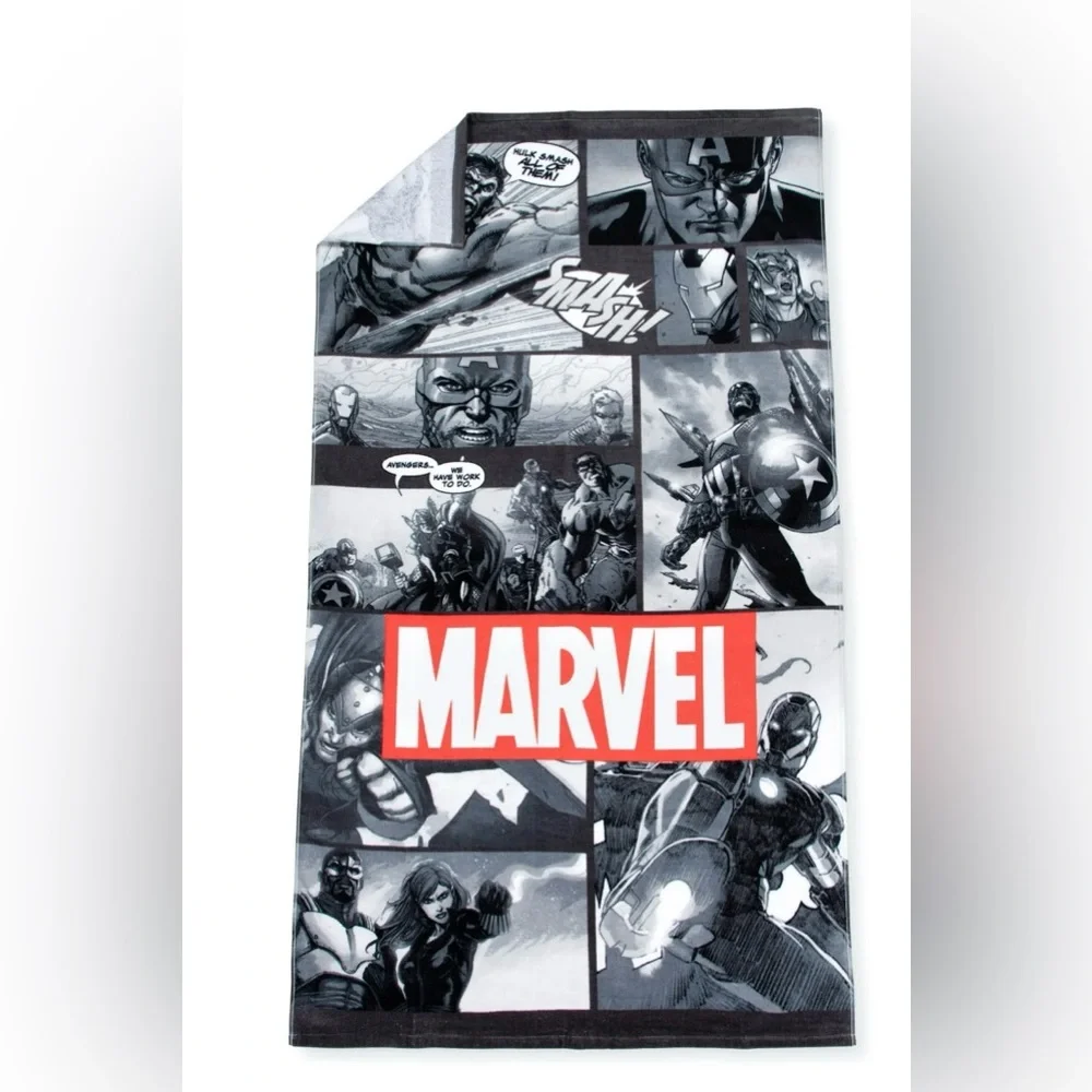 Marvel Avengers Beach Towel black & white